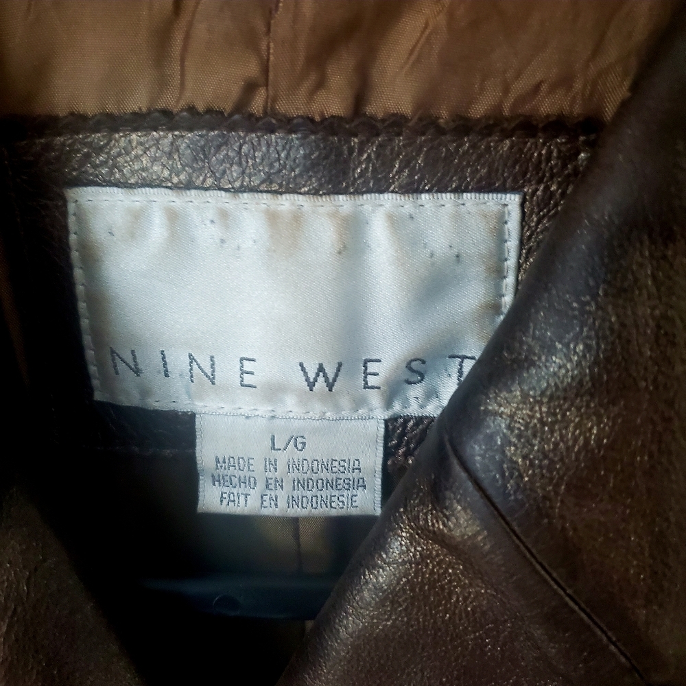 Leather Jacket - Picture 4 of 5